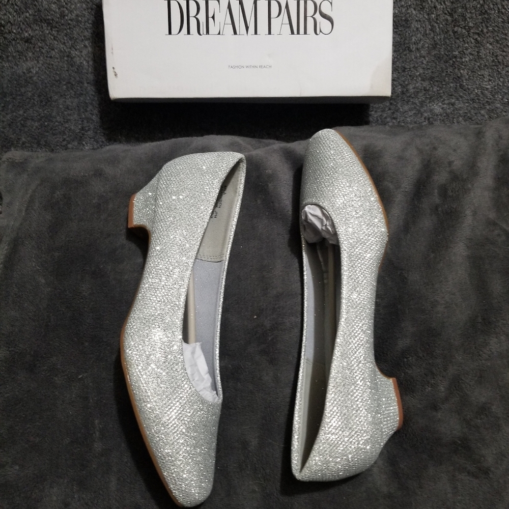 Dream Pairs Silver Flats (Mila)